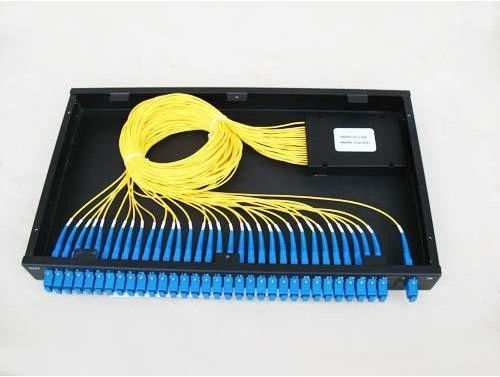 چین 1260 - 1650 PLC FBT کوپلینگ برای شبکه مخابراتی / سیستم CATV سیاه رنگ تامین کننده